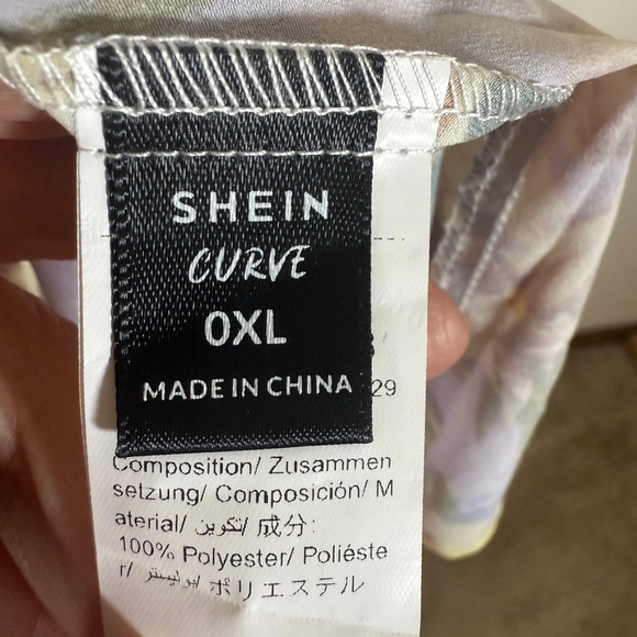 Shein Curve Floral and Parrot Print Plunging V Neckline Maxi Dress NWOT SKU 002 - Picture 9 of 12